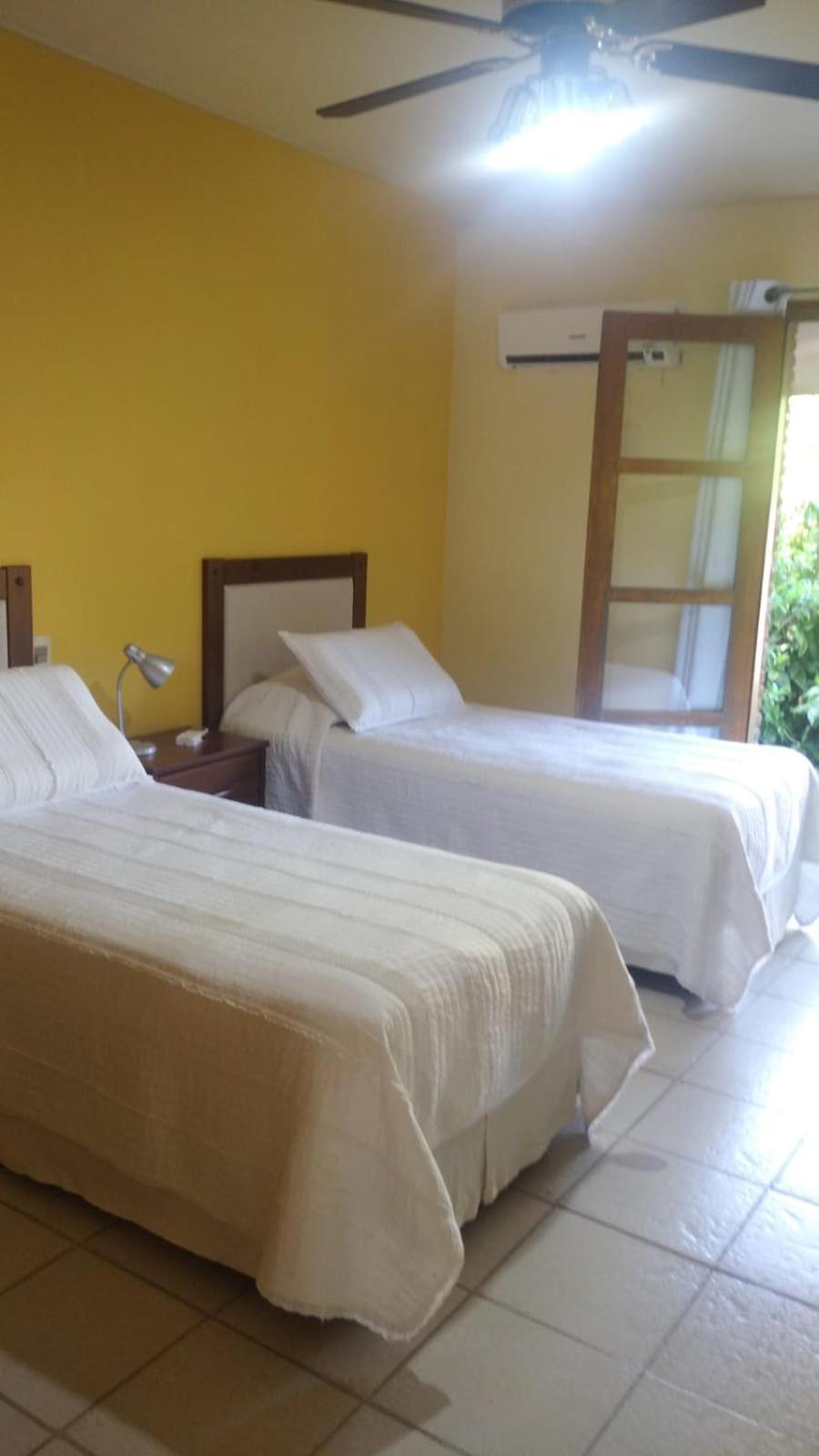 La Casona Del Lago Balneario Ipora Экстерьер фото